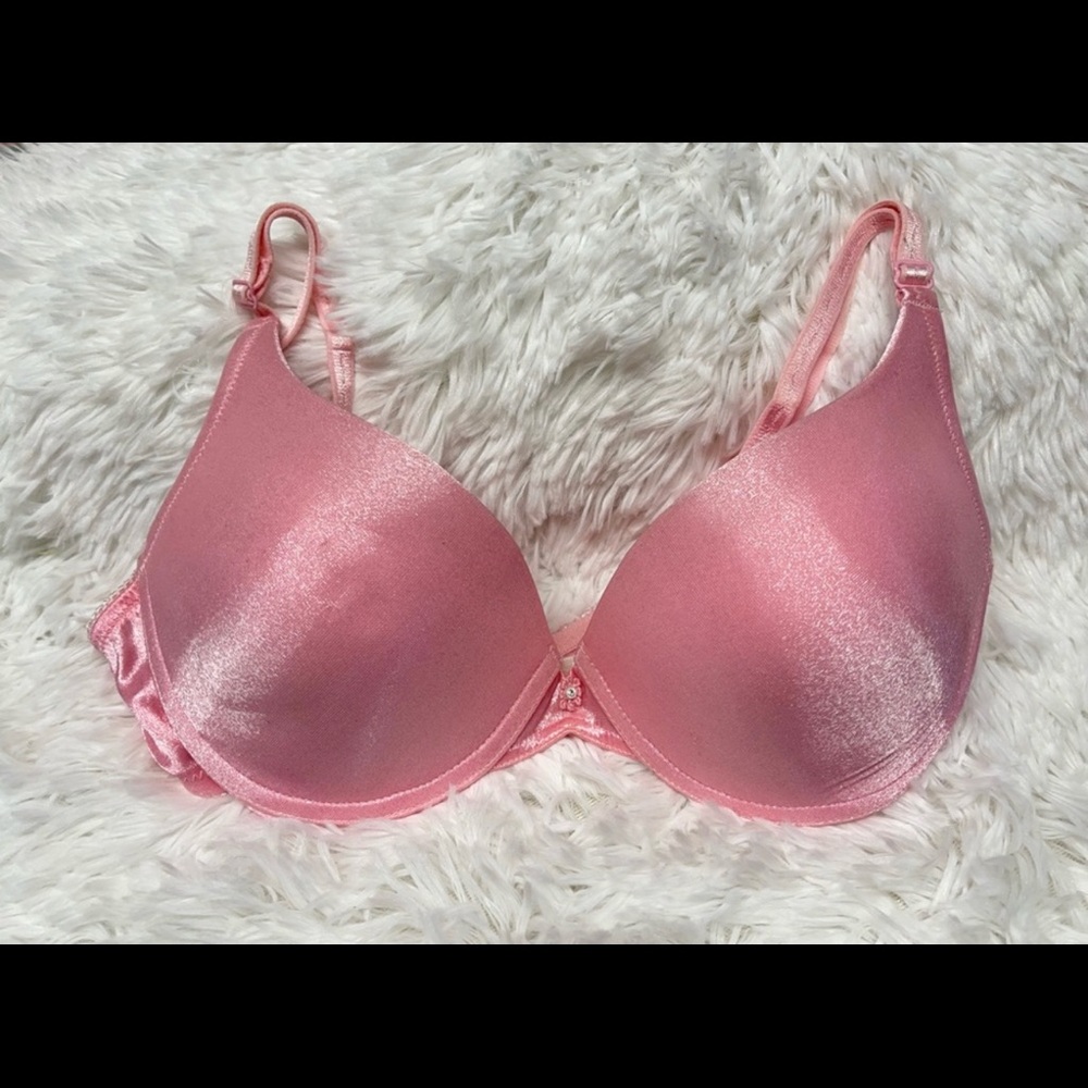 Frederick’s of Hollywood Satin push up bra